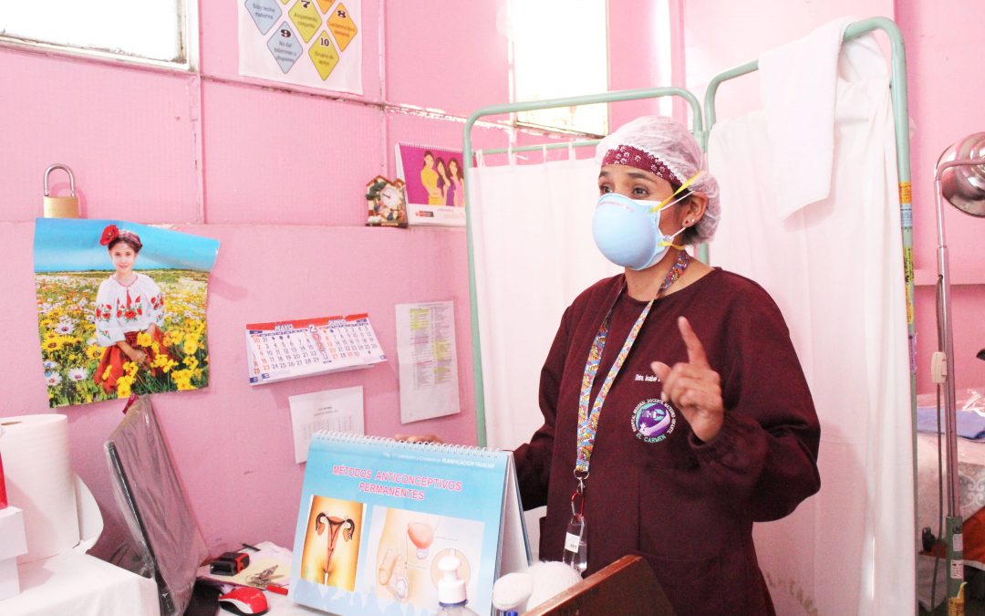 Hospital “El Carmen” garantiza continuidad de atención en planificación familiar durante estado de emergencia